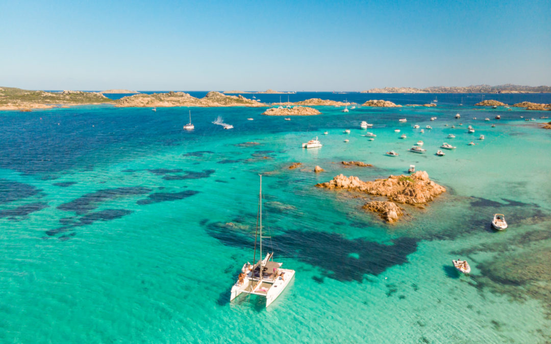 Feiere deinen Geburtstag auf einem Boot in Sardinien