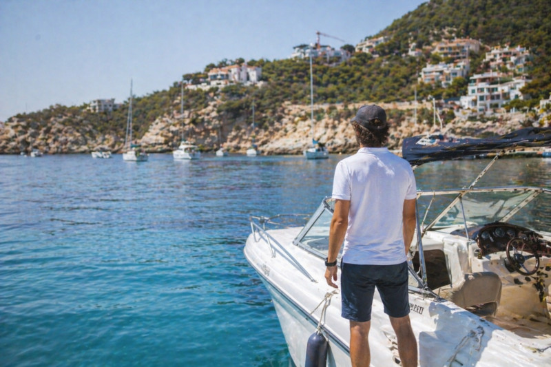Das erste Mal ein Boot mieten auf Ibiza: Was Sie erwartet und wie Sie sich vorbereiten