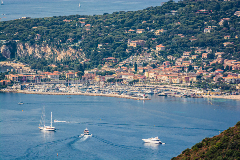Warum die Côte d’Azur das perfekte Segelrevier für den Sommer ist
