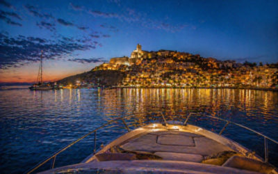 Die beste Reisezeit, um ein Boot auf Ibiza zu mieten: Ein kompletter Saison-Guide