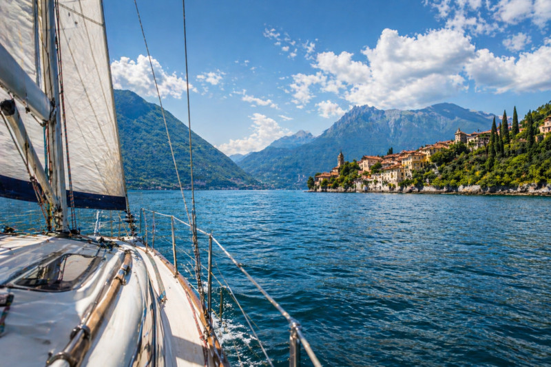 Wasseraktivitäten am Comer See: Ihr kompletter Guide für unvergessliche Erlebnisse auf Italiens schönstem See