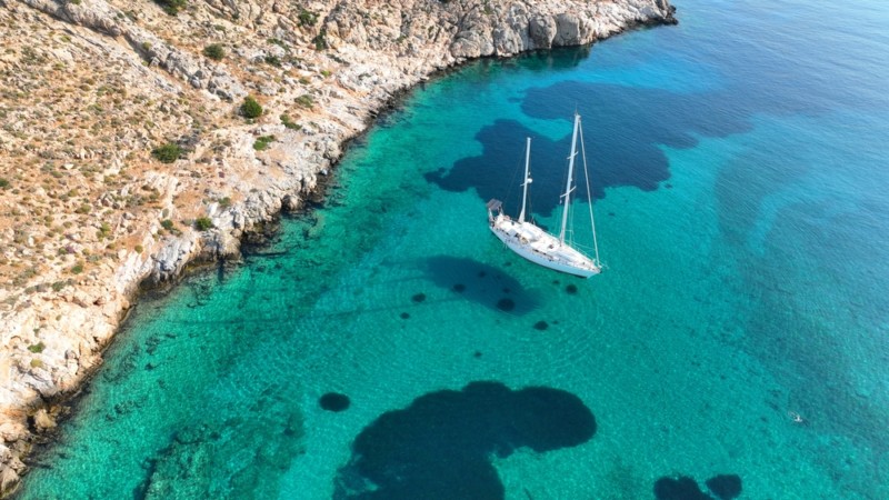 Warum Mykonos das perfekte Segelziel für den Sommer ist